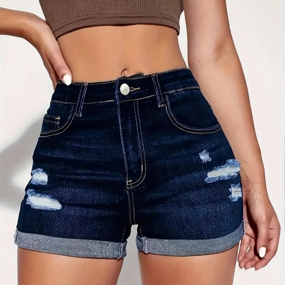 Women's shorts Size small - Picture 1 of 3